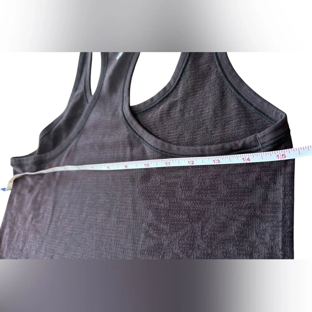 Lululemon Swiftly Tech Racerback Tank Top Black Cherry Paisley Size 6